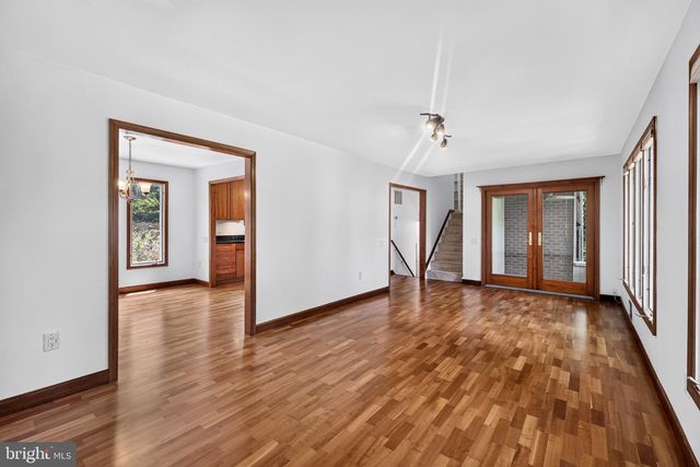 13 GUY CT, Rockville, MD 20850