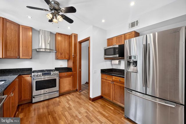 13 GUY CT, Rockville, MD 20850