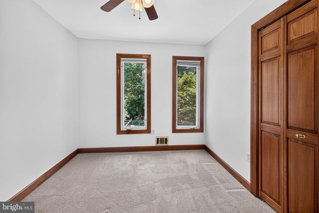 13 GUY CT, Rockville, MD 20850