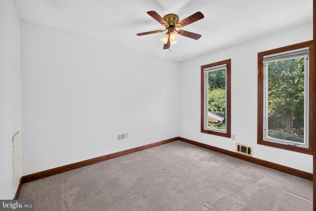 13 GUY CT, Rockville, MD 20850