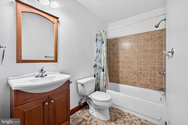 13 GUY CT, Rockville, MD 20850