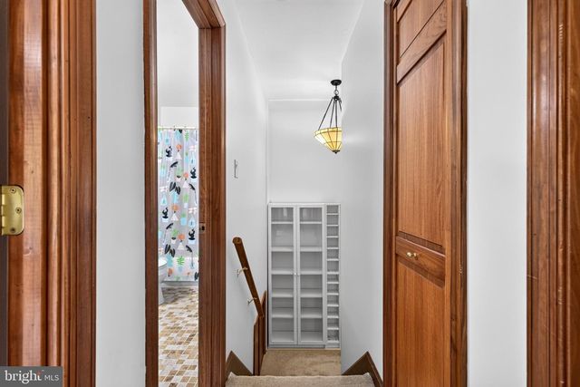 13 GUY CT, Rockville, MD 20850
