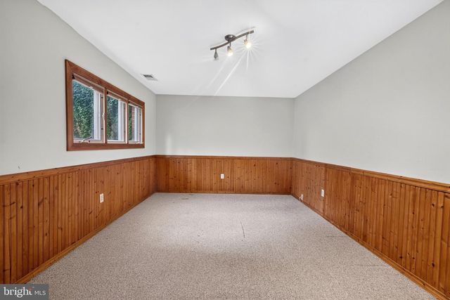 13 GUY CT, Rockville, MD 20850