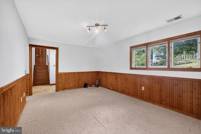 13 GUY CT, Rockville, MD 20850