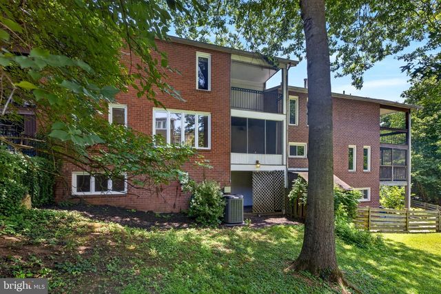 13 GUY CT, Rockville, MD 20850