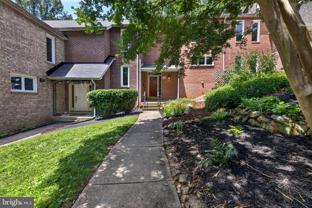 13 GUY CT, Rockville, MD 20850