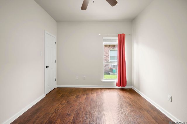 6742 Silver Springs Dr, Greenwell Springs, LA 70739