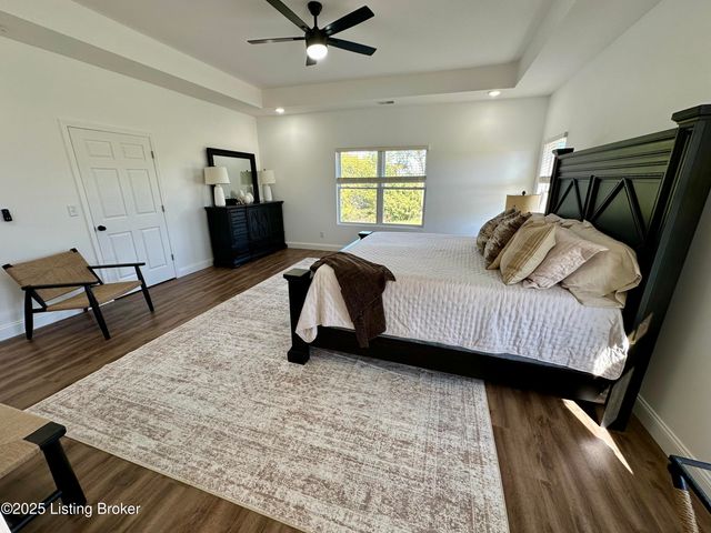 112 Sunny Ln, Sanders, KY 41083