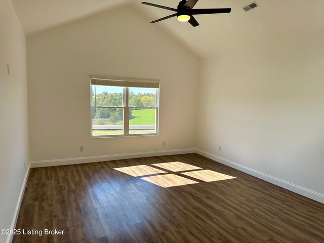 112 Sunny Ln, Sanders, KY 41083