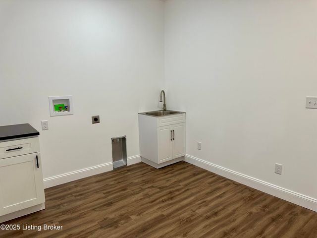 112 Sunny Ln, Sanders, KY 41083