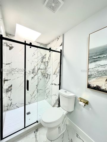 2 William Hilton Pkwy Apt 202, Hilton Head Island, SC 29926