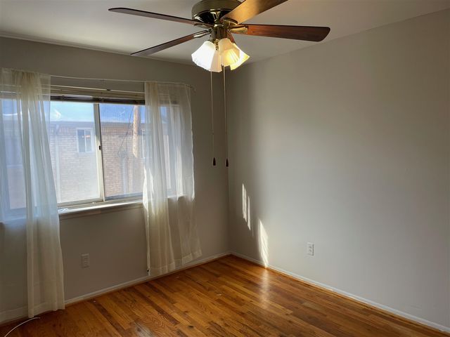 1717 E 14 Mile Road C, Birmingham, MI 48009