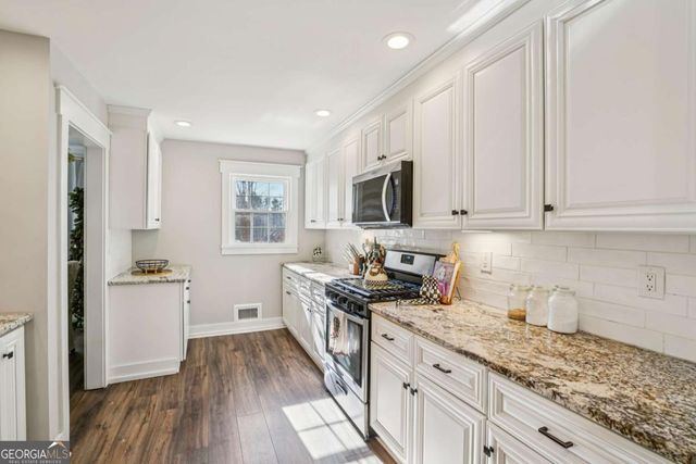 2382 Battle Forest Drive SW, Marietta, GA 30064