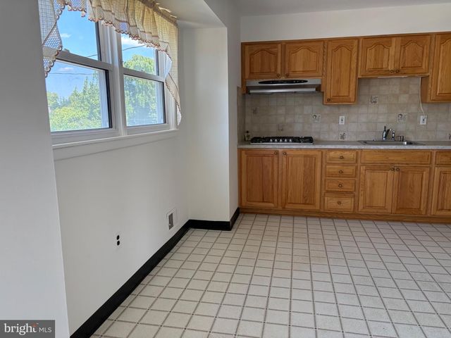 2302 N ALISTER DR, Wilmington, DE 19808