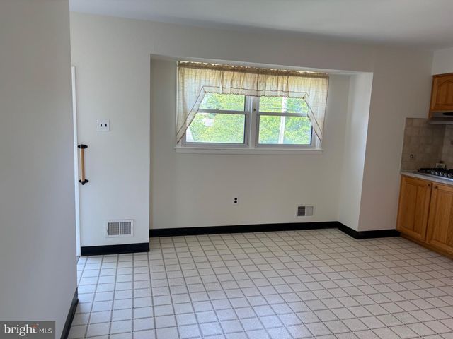 2302 N ALISTER DR, Wilmington, DE 19808