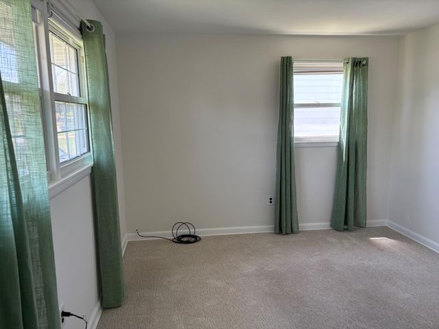 2302 N ALISTER DR, Wilmington, DE 19808