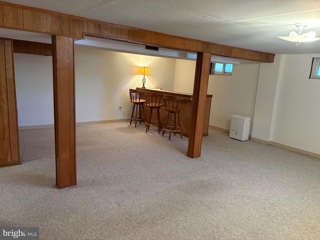 2302 N ALISTER DR, Wilmington, DE 19808