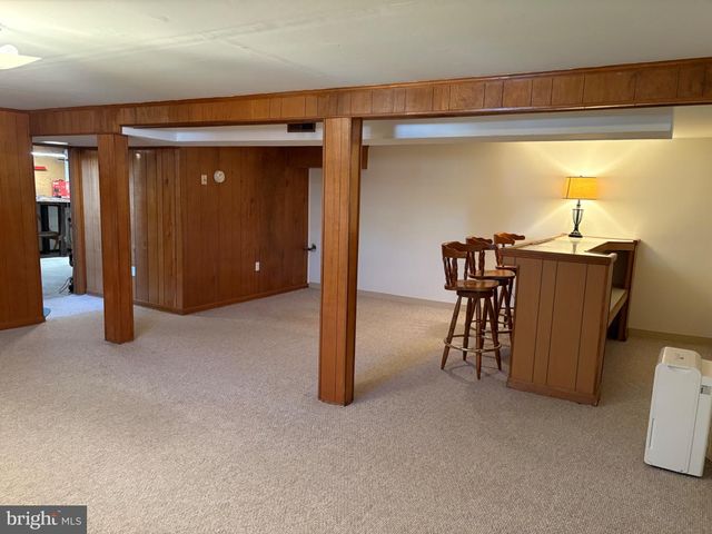 2302 N ALISTER DR, Wilmington, DE 19808