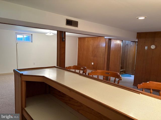 2302 N ALISTER DR, Wilmington, DE 19808
