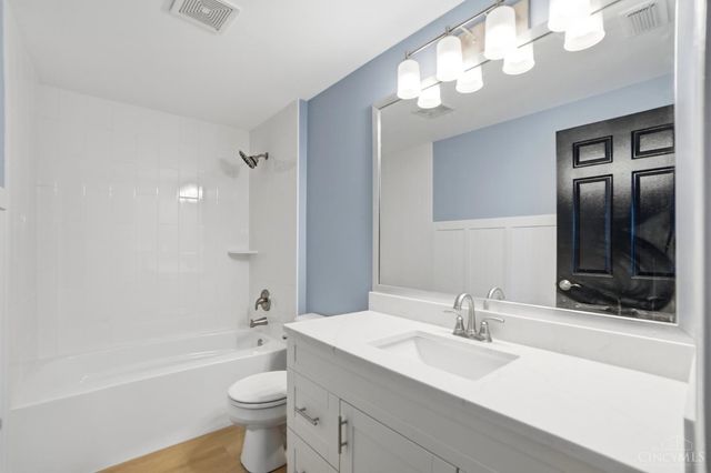 8050 Halyard Court, Deerfield Twp., OH 45039