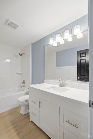 8050 Halyard Court, Deerfield Twp., OH 45039