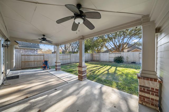 27115 Kendal Ridge Lane, Cypress, TX 77433