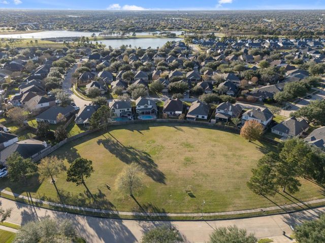 27115 Kendal Ridge Lane, Cypress, TX 77433