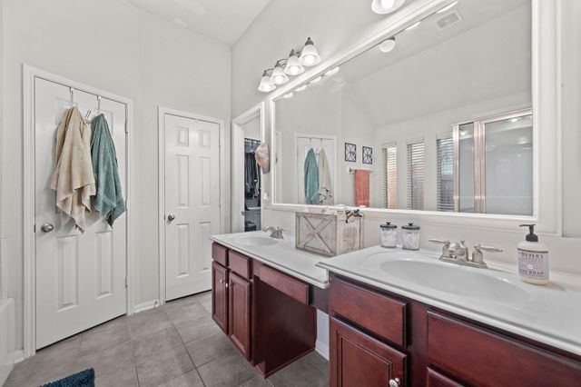 27115 Kendal Ridge Lane, Cypress, TX 77433