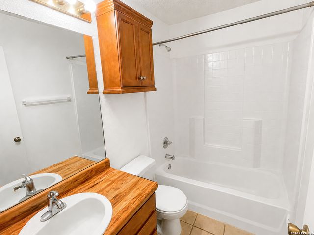3418 Ridge Ash, San Antonio, TX 78247