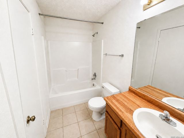 3418 Ridge Ash, San Antonio, TX 78247