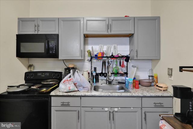 20 N 7TH ST, Columbia, PA 17512