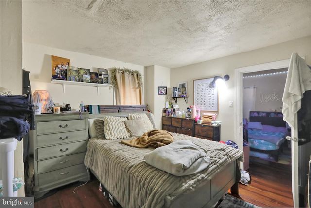 20 N 7TH ST, Columbia, PA 17512