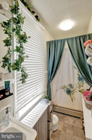 20 N 7TH ST, Columbia, PA 17512