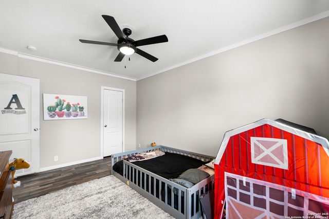 1145 Postert Lane, Floresville, TX 78114