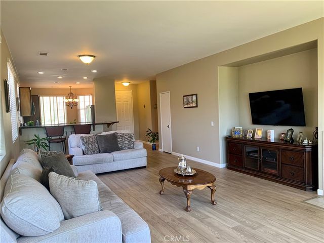 34209 Sherwood, Yucaipa, CA 92399