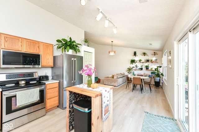 7120 Red Lake Court, Indianapolis, IN 46217