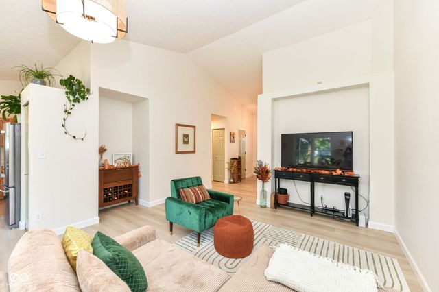 7120 Red Lake Court, Indianapolis, IN 46217