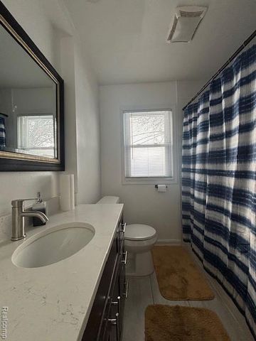 19806 Shady Lane Avenue, St. Clair Shores, MI 48080