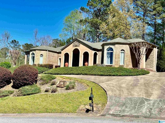 559 WOODBRIDGE TRACE, Chelsea, AL 35043