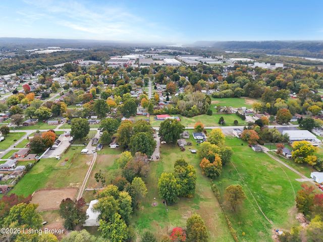 7601 Greenwood Rd, Louisville, KY 40258