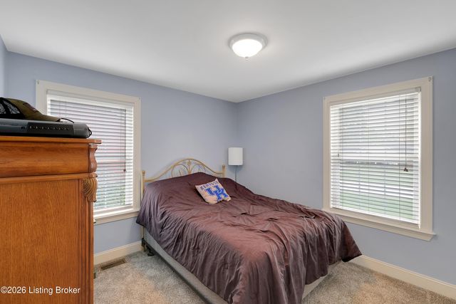 7601 Greenwood Rd, Louisville, KY 40258
