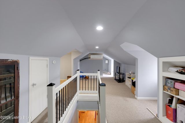 7601 Greenwood Rd, Louisville, KY 40258