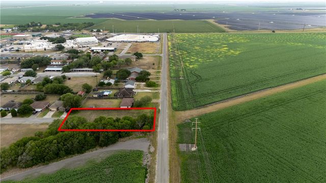 717 New Rincon, Taft, TX 78390