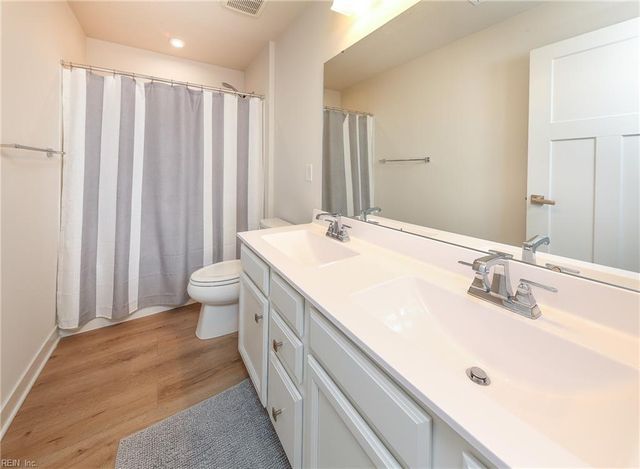 202 Tarheel DR, Moyock, NC 27958