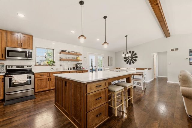 11967 SW 99th St, Augusta, KS 67010