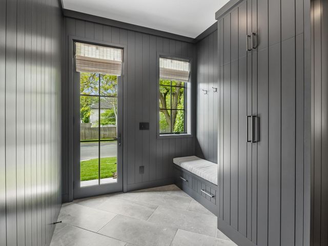 5945 Saint Johns Avenue, Edina, MN 55424
