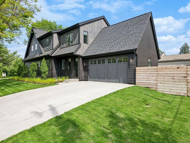 5945 Saint Johns Avenue, Edina, MN 55424