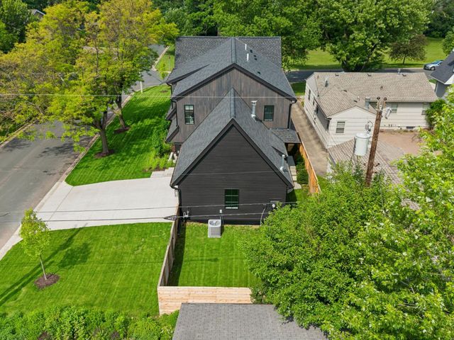 5945 Saint Johns Avenue, Edina, MN 55424