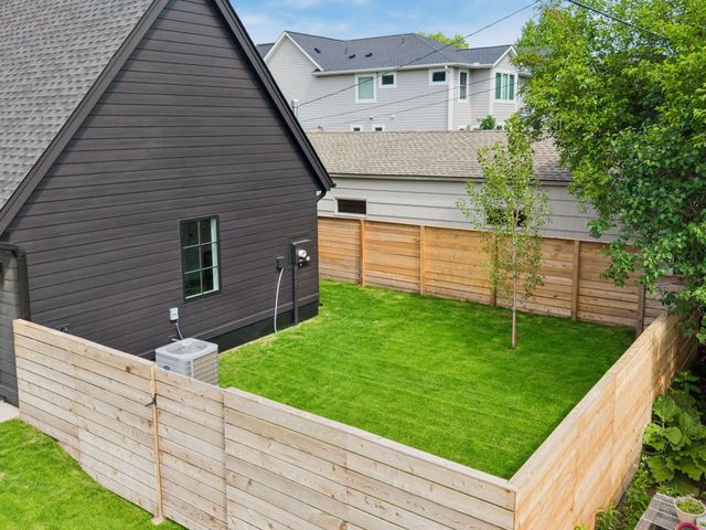 5945 Saint Johns Avenue, Edina, MN 55424