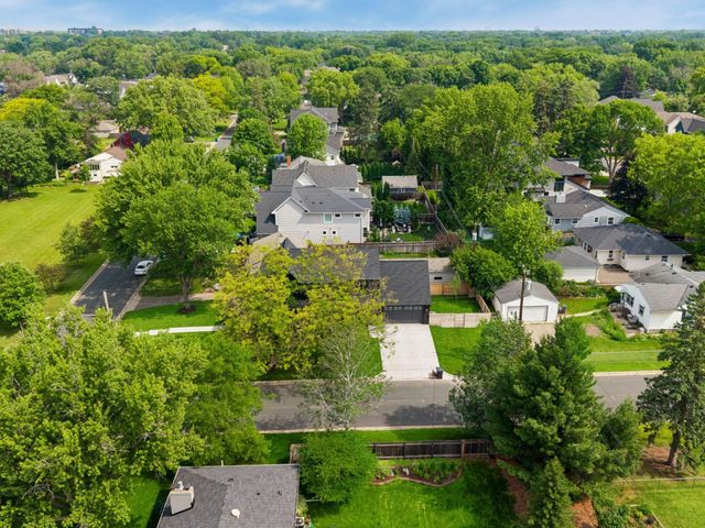 5945 Saint Johns Avenue, Edina, MN 55424